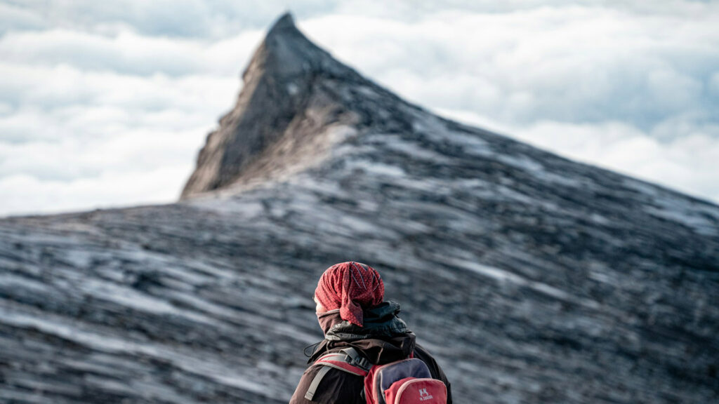 Climbing Mount Kinabalu - Hiking Mount Kinabalu