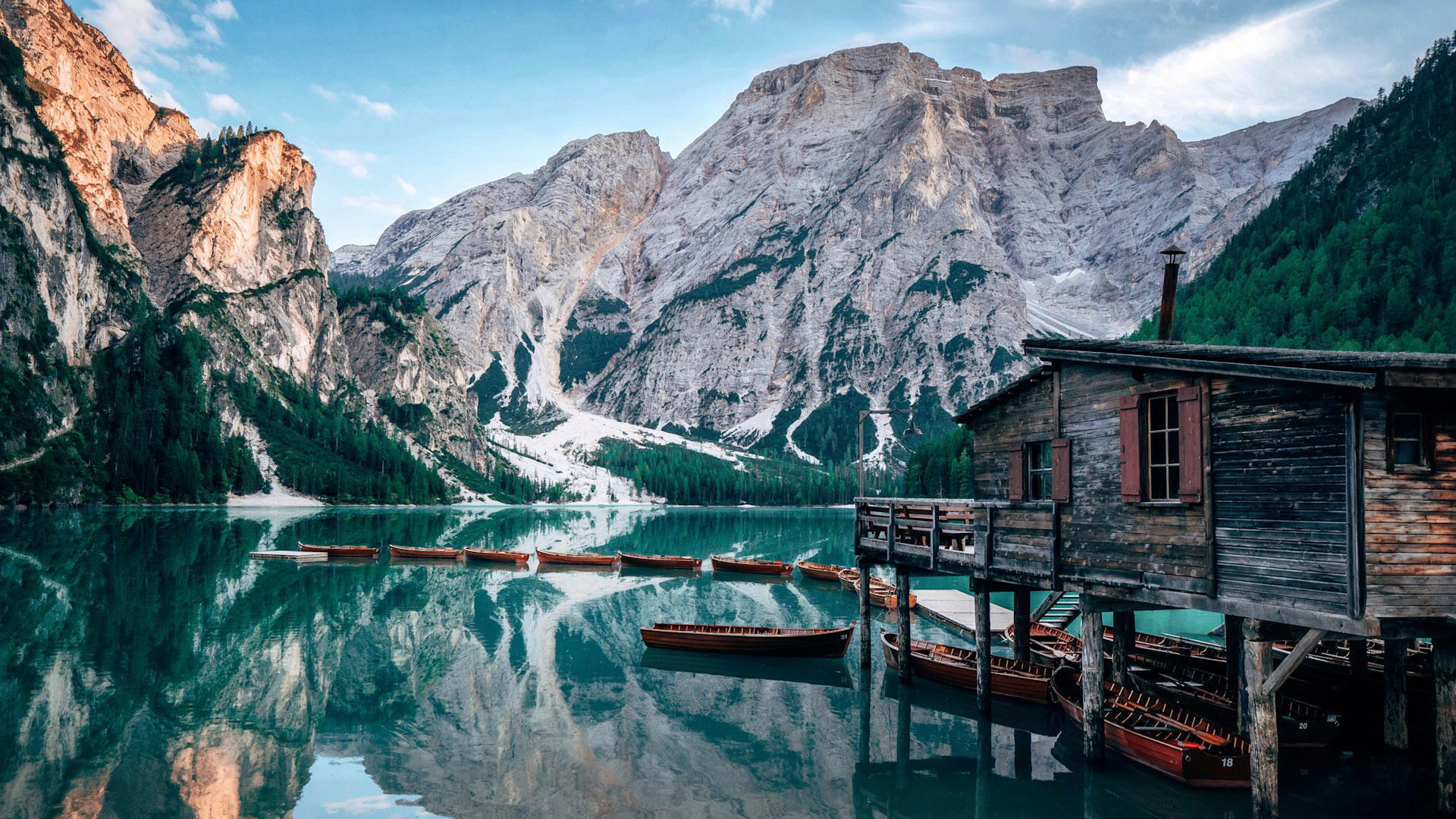 Lake Braies in the Italian Alps – Travel Guide