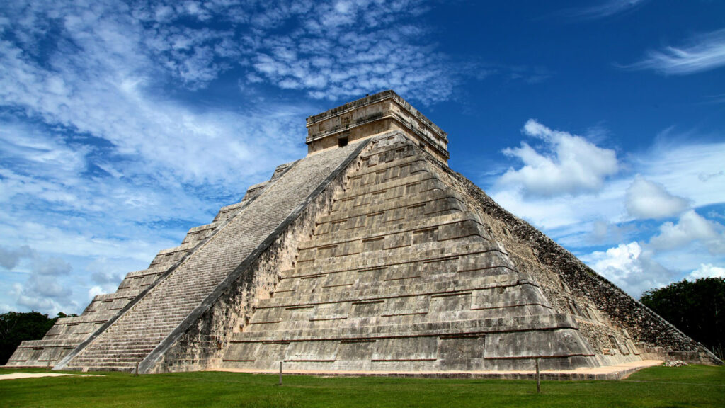 Chichen Itza - The Marvelous Maya and Toltec Civilizations 1